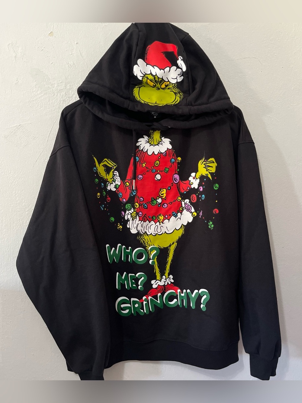 Dr Seuss The Grinch Who Me Grinchy Hoodie Pullover Graphic Print Size Large